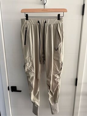 DSG Men's Cargo Joggers in Light Khaki with Black Accents